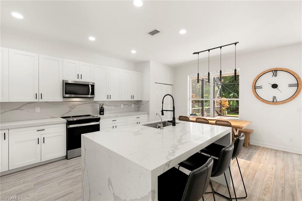 1380 Areca Cv Property Photo 12