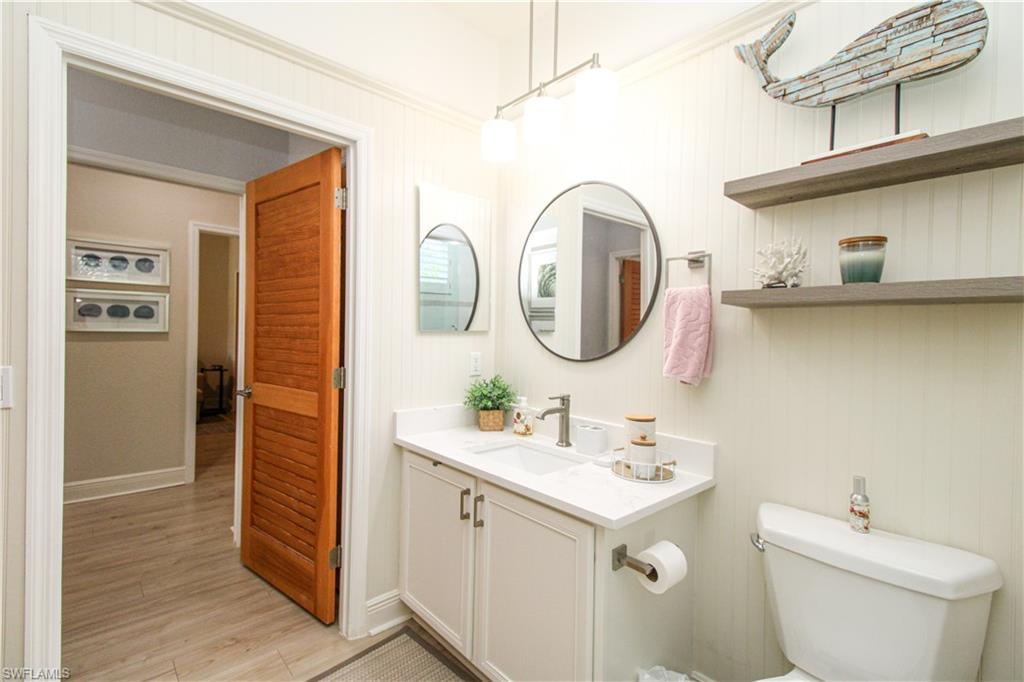 4853 Hampshire Ct 107 Property Photo 13