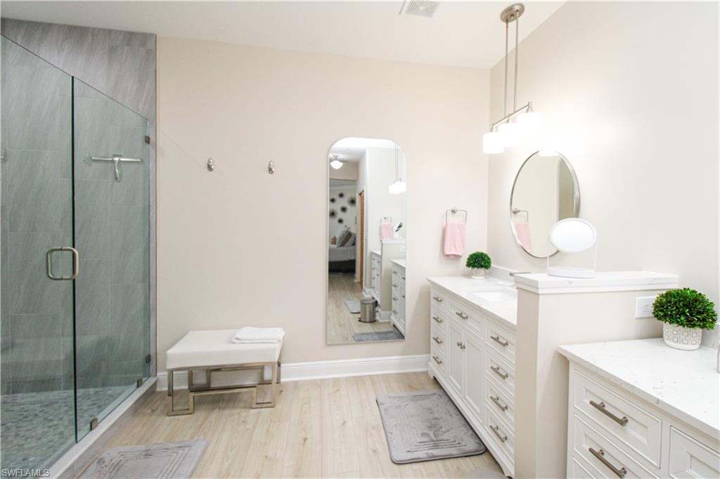 4853 Hampshire Ct 107 Property Photo 33