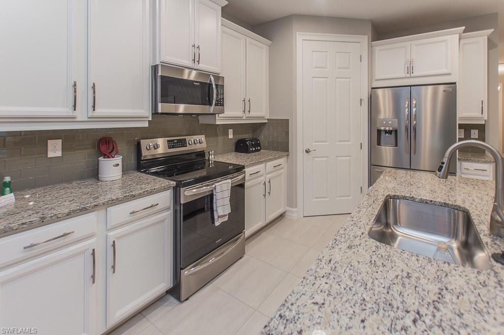 14670 Catamaran Pl Property Photo 9