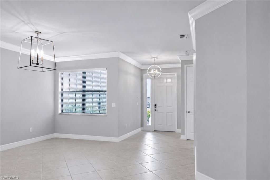 4384 Aurora St Property Photo 4