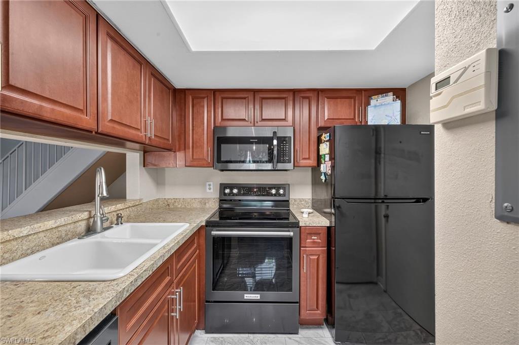 3358 Royal Canadian Trce 3 Property Photo 7