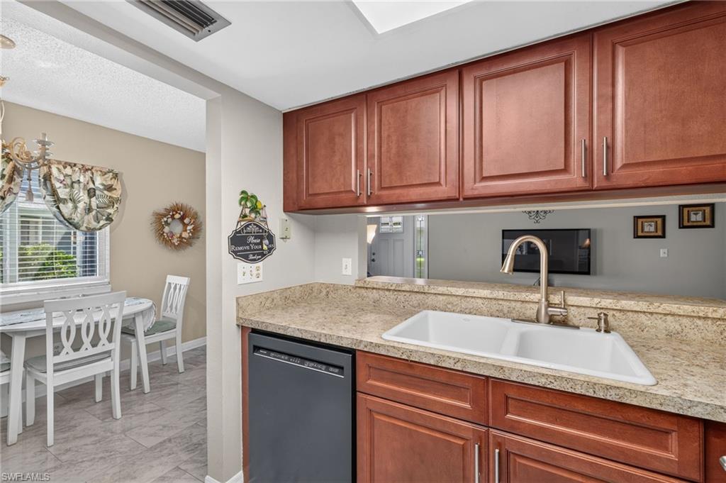 3358 Royal Canadian Trce 3 Property Photo 9