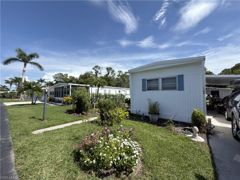 109 Enchanting Blvd Property Photo 2