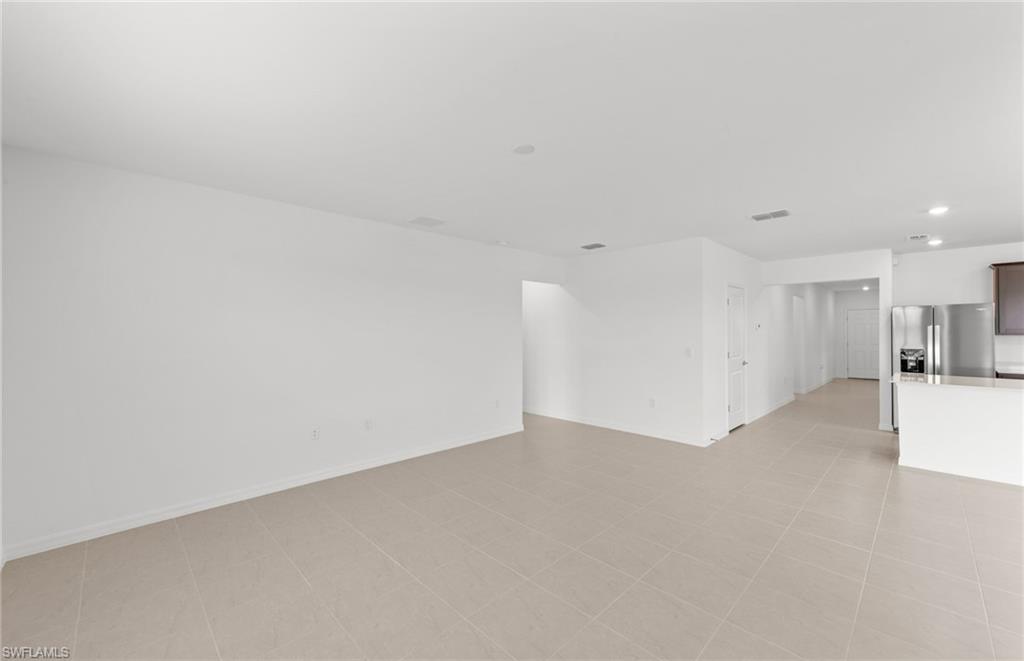 624 Oasis Lake Pl Property Photo 14