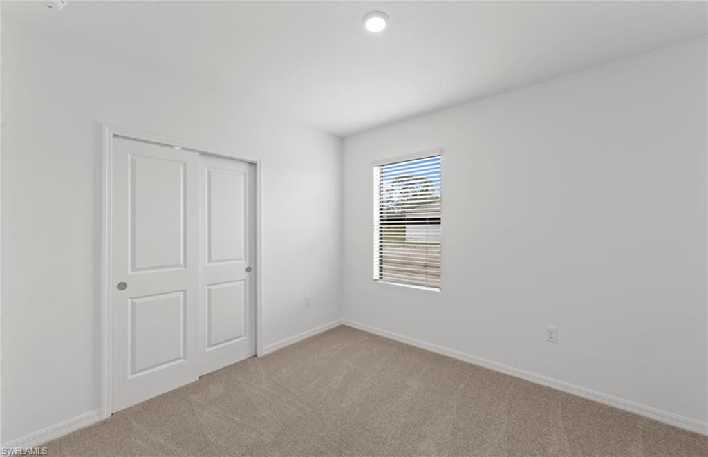 624 Oasis Lake Pl Property Photo 20