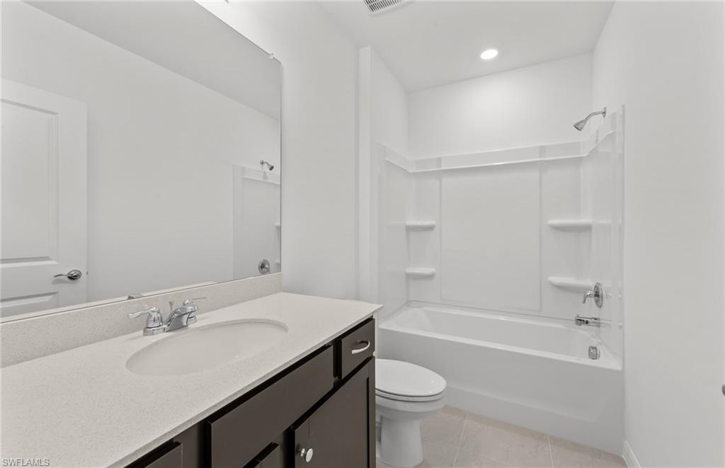 624 Oasis Lake Pl Property Photo 23