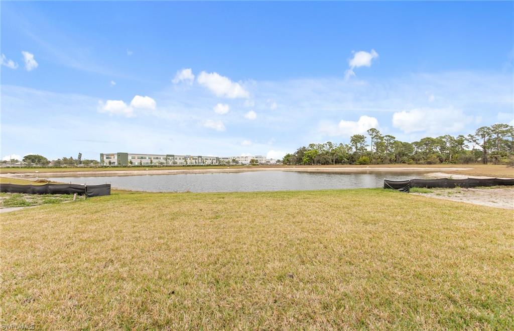 624 Oasis Lake Pl Property Photo 24