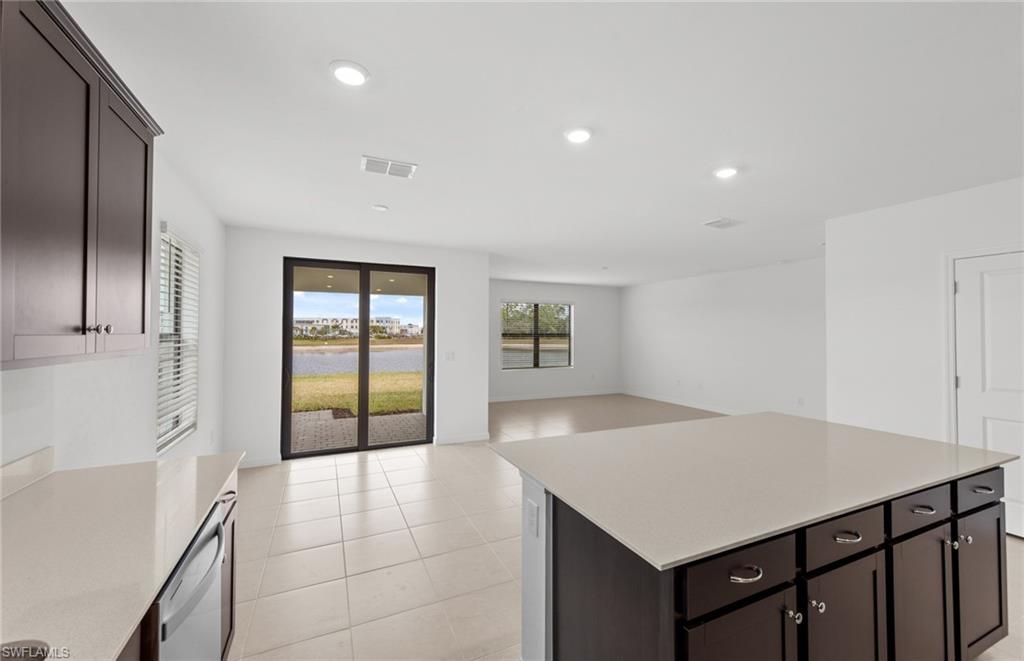 624 Oasis Lake Pl Property Photo 27