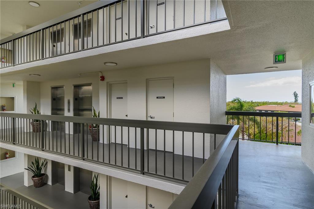 591 Seaview Ct A402 Property Photo 28