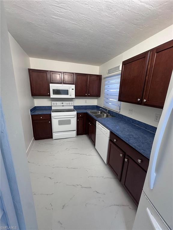 5501 Rattlesnake Hammock Rd 601 Property Photo 6