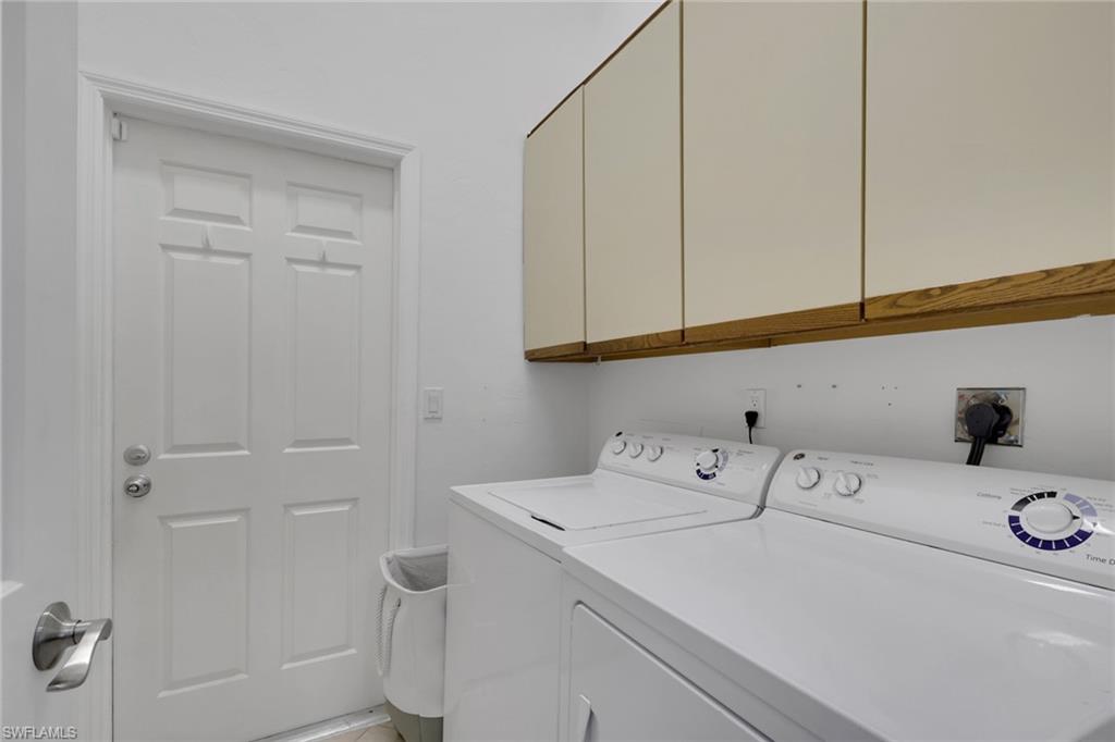 437 Fox Den Cir Property Photo 25
