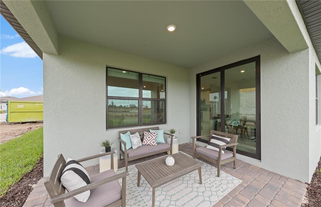612 Oasis Lake Pl Property Photo 19