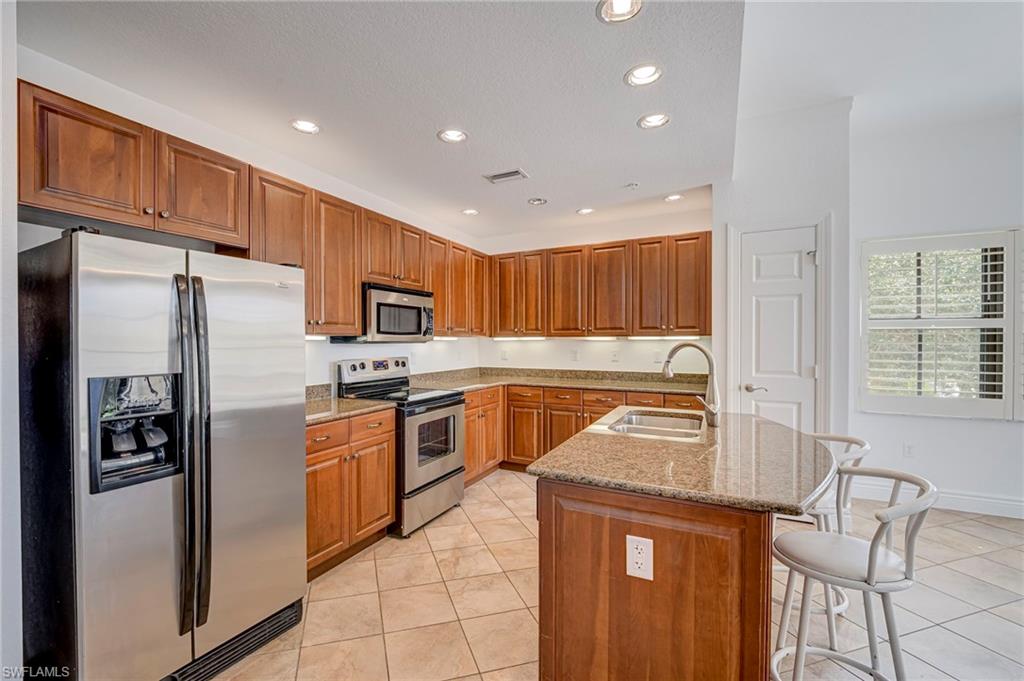 5060 Annunciation Cir 6204 Property Photo 6