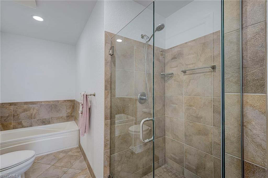 5060 Annunciation Cir 6204 Property Photo 17