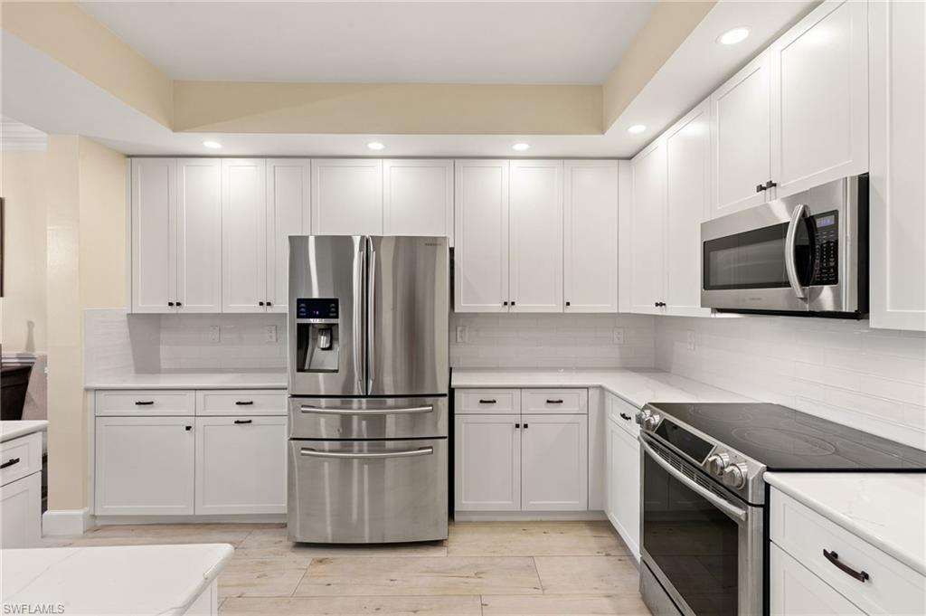 201 Vintage Bay Dr 2 Property Photo 12