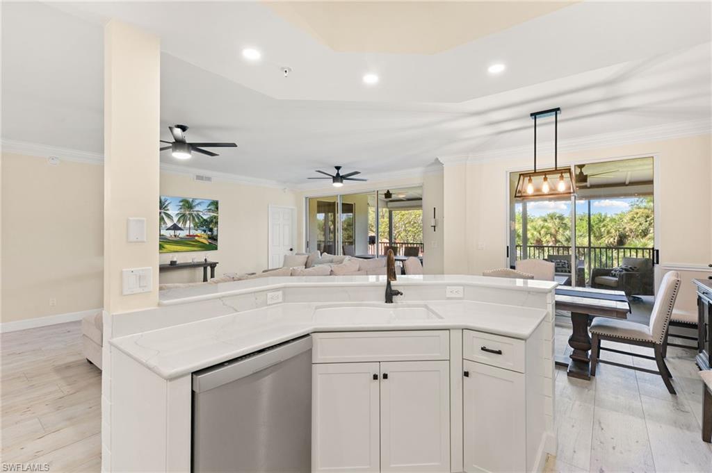 201 Vintage Bay Dr 2 Property Photo 13