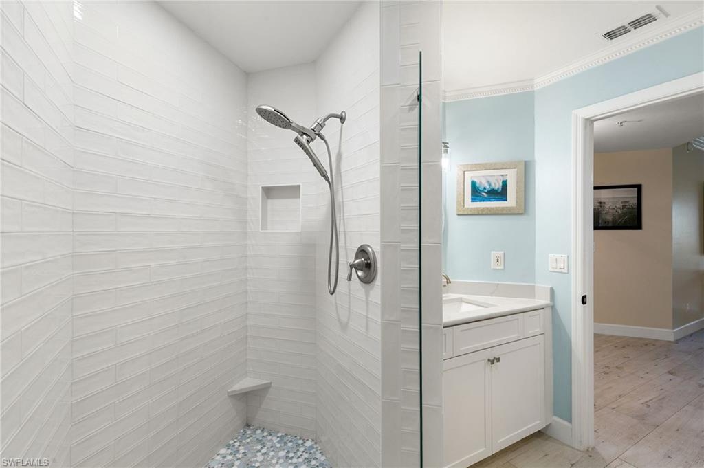 201 Vintage Bay Dr 2 Property Photo 21
