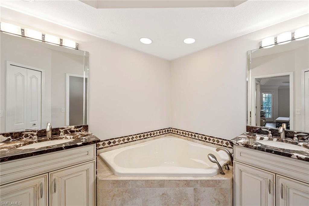 226030915 Property Photo 17