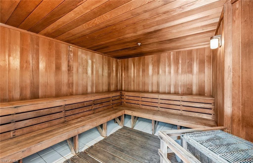 226030915 Property Photo 39