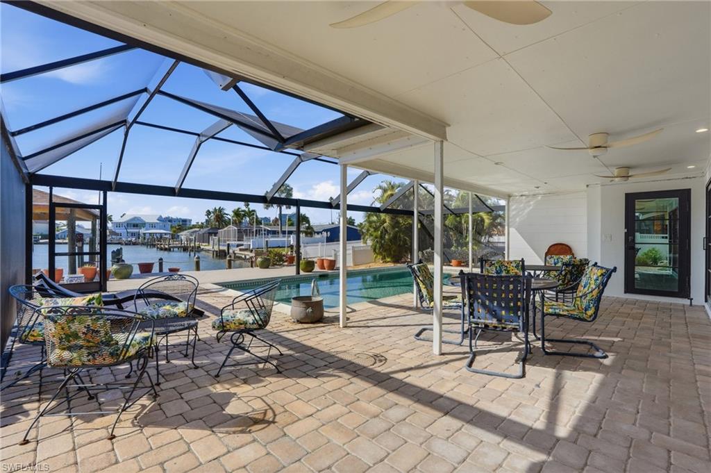 120 Albatross St Property Photo 30