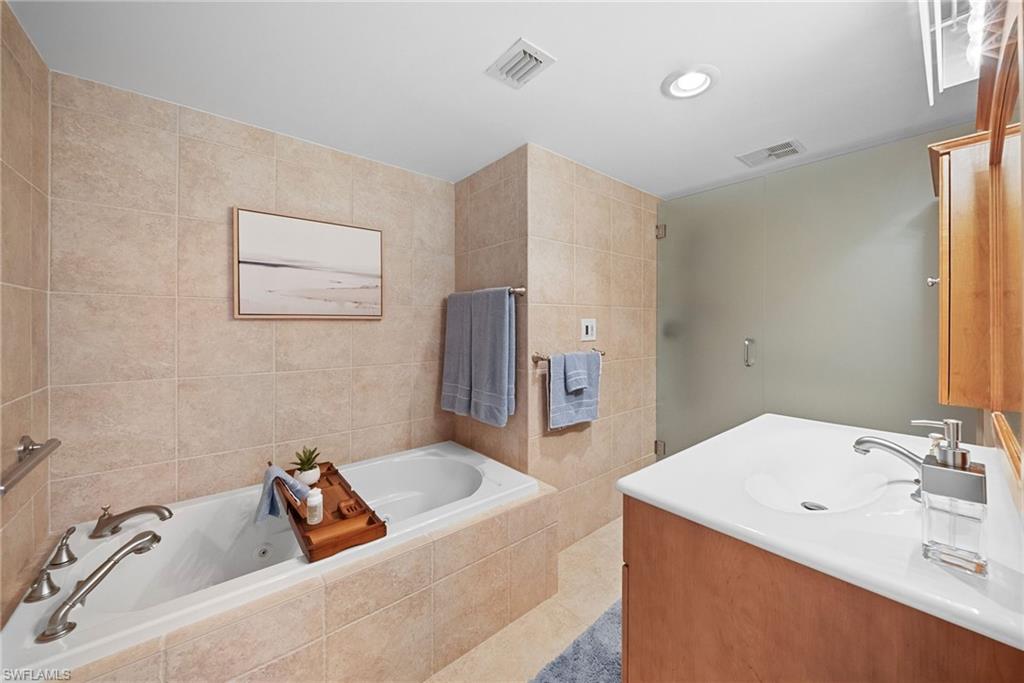 4200 Belair Ln 101 Property Photo 12