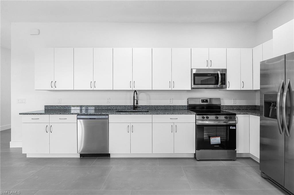 316 10th St Property Photo 9