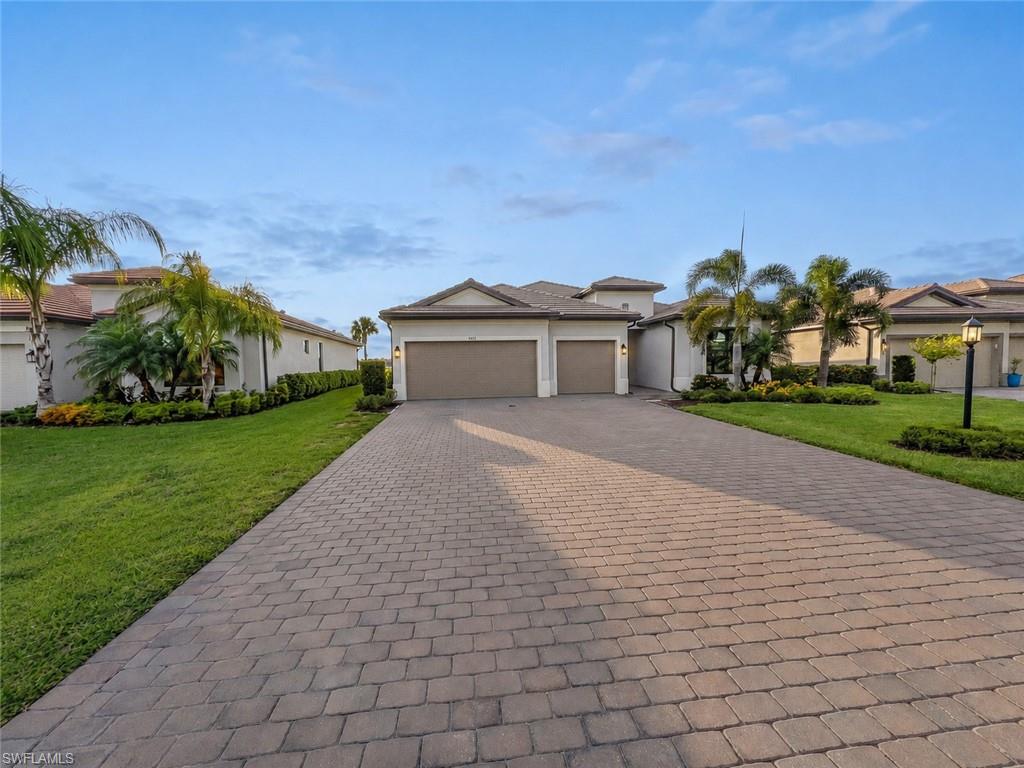 20945 Napa Loop Property Photo 2