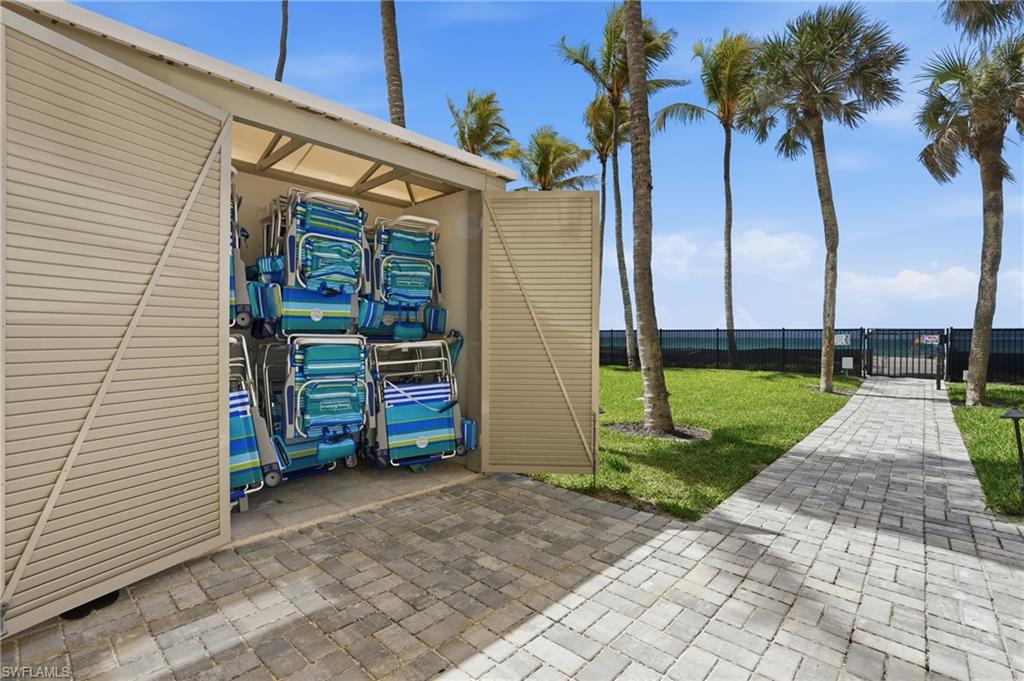 4001 Gulf Shore Blvd N 1407 Property Photo 41