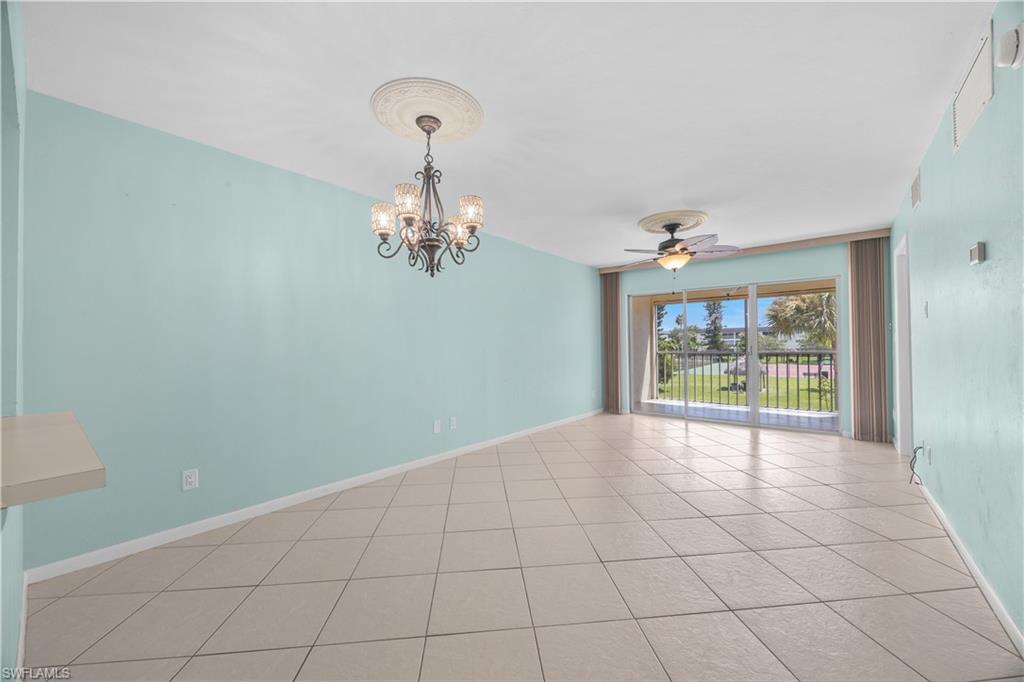 1004 Manatee Rd H206 Property Photo 4