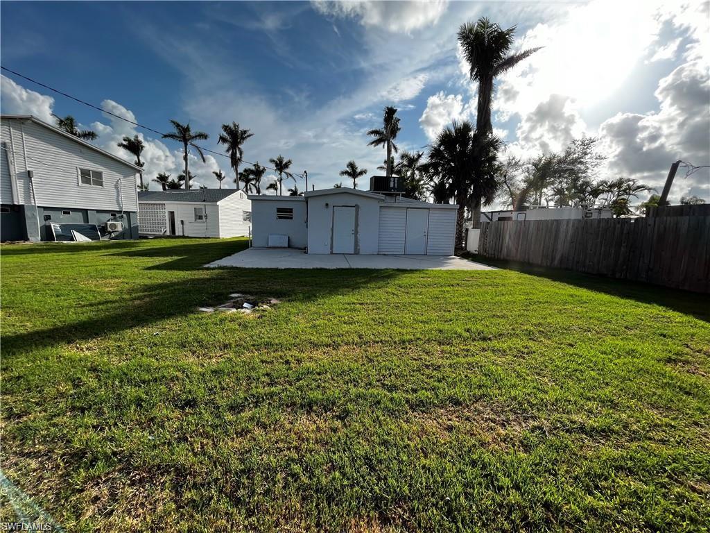 16945 Windcrest Dr Property Photo 4
