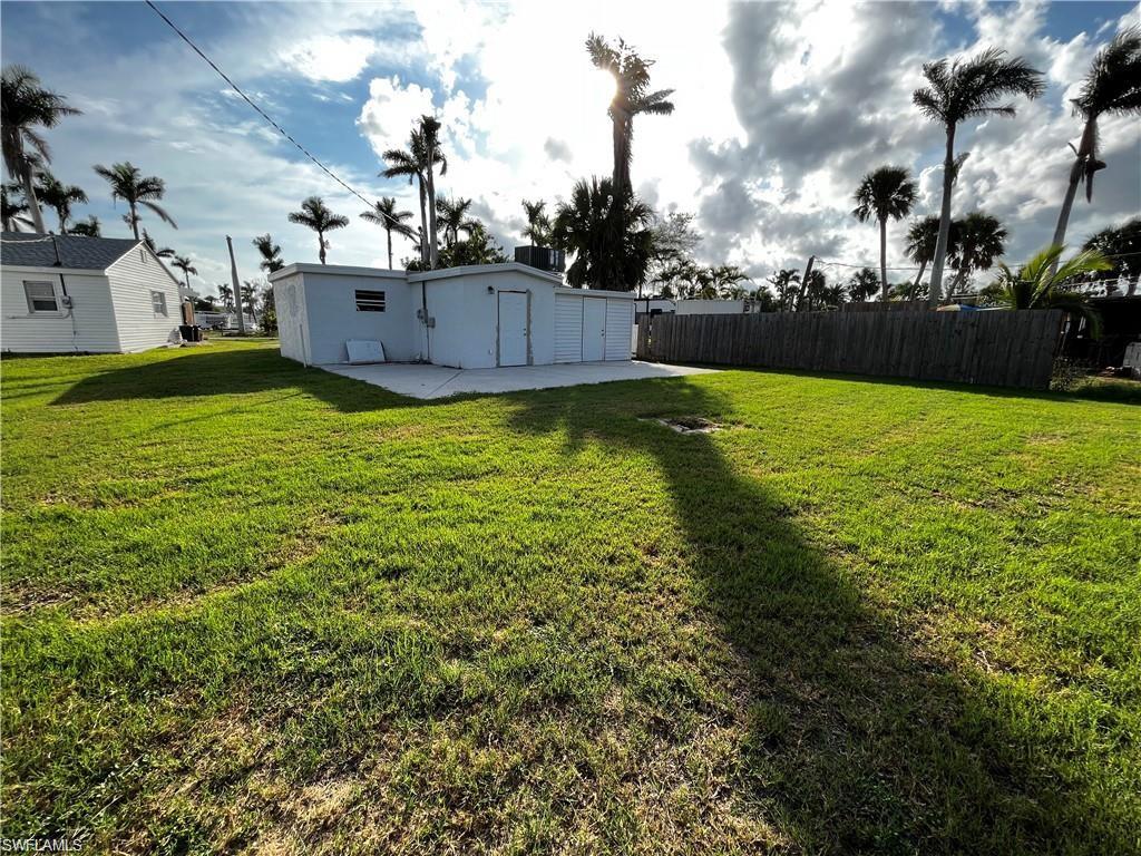 16945 Windcrest Dr Property Photo 5