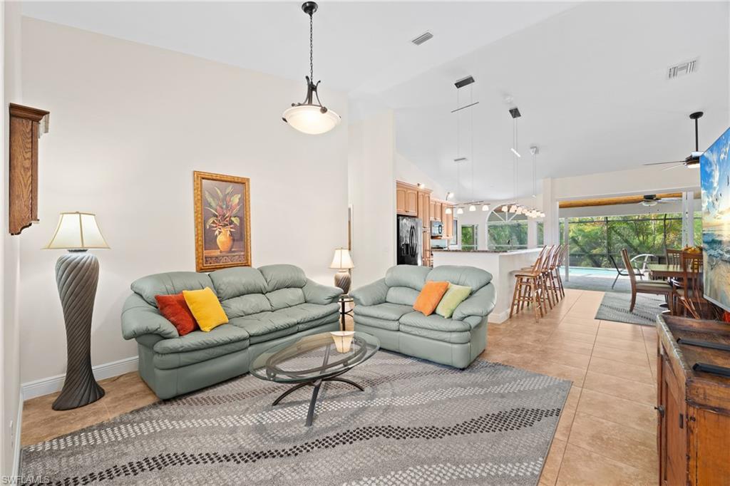 226030993 Property Photo 3