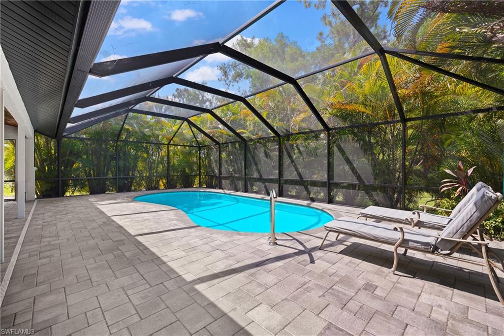 226030993 Property Photo 22