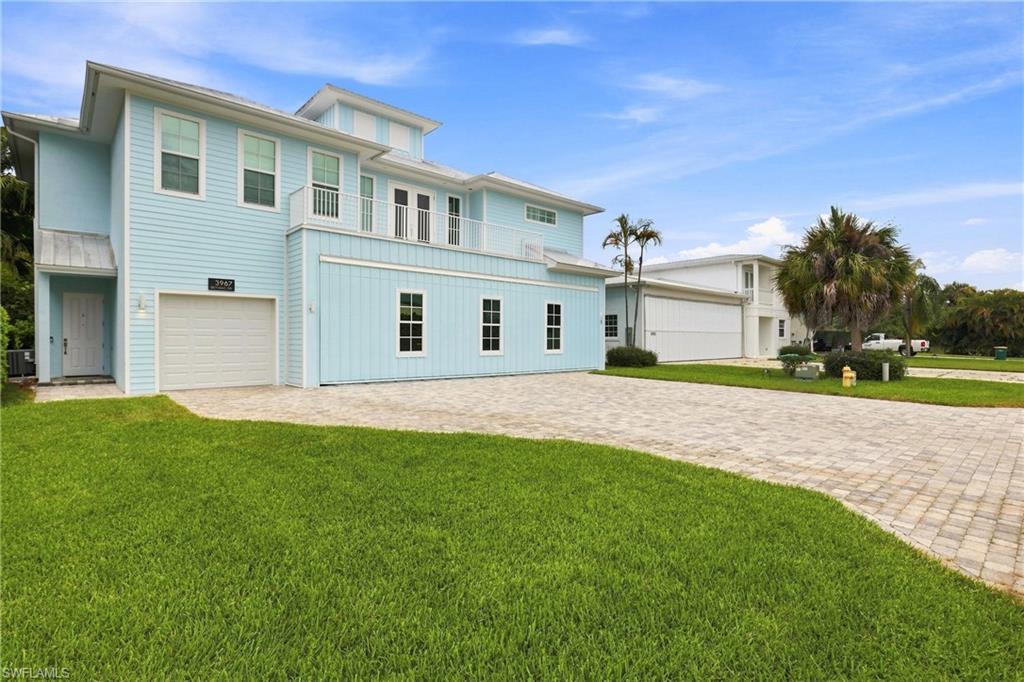 3967 Skyway Dr Property Photo 2