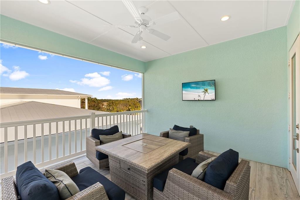 3967 Skyway Dr Property Photo 22