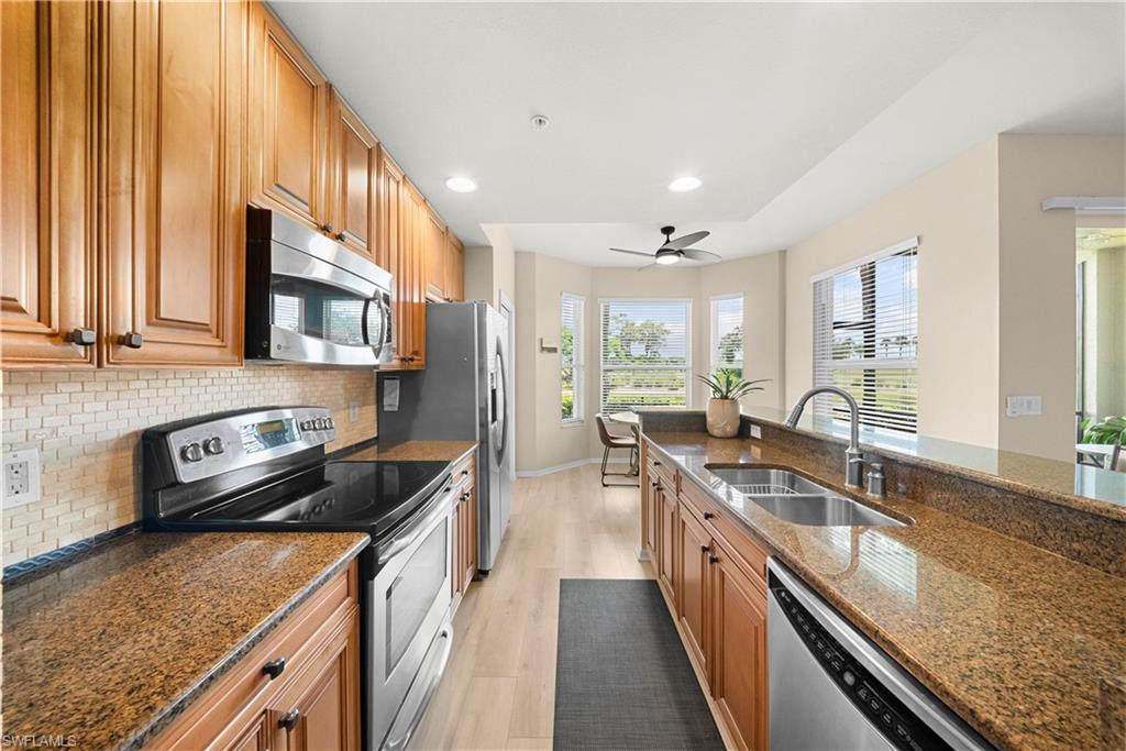 10290 Heritage Bay Blvd 3215 Property Photo 11