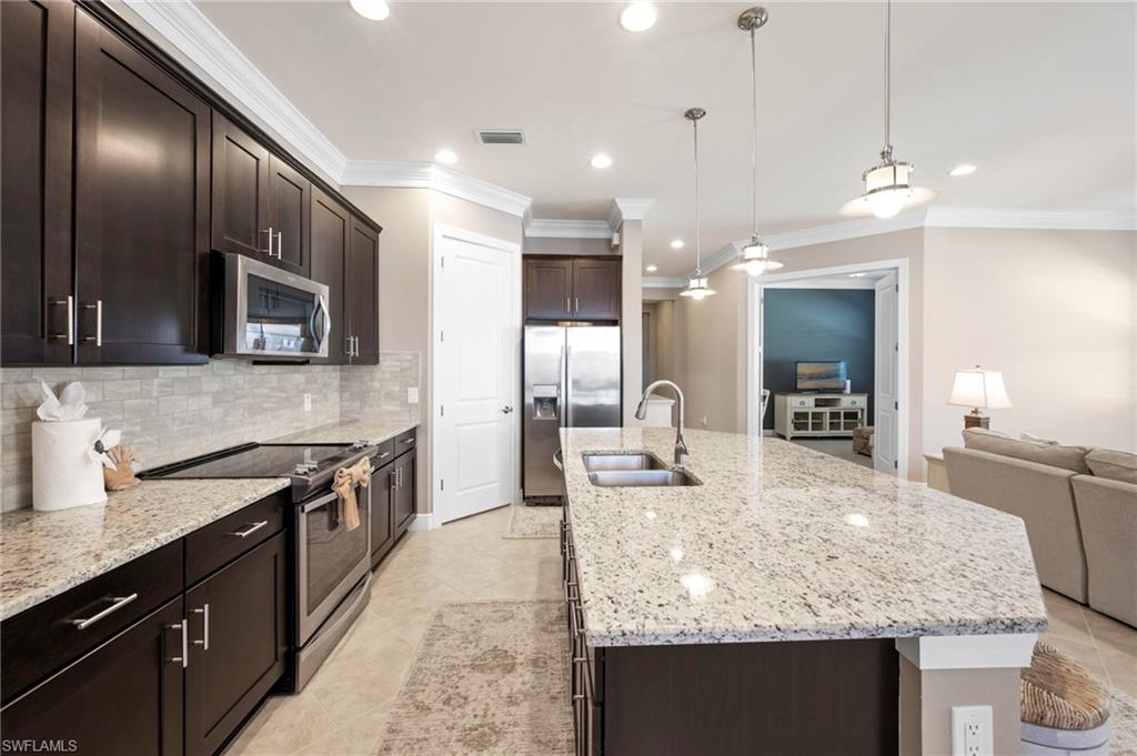 12678 Fairington Way Property Photo 30