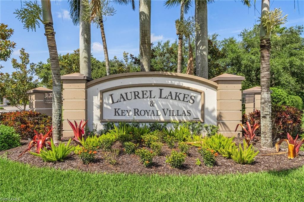 8274 Key Royal Cir 1022 Property Photo 2