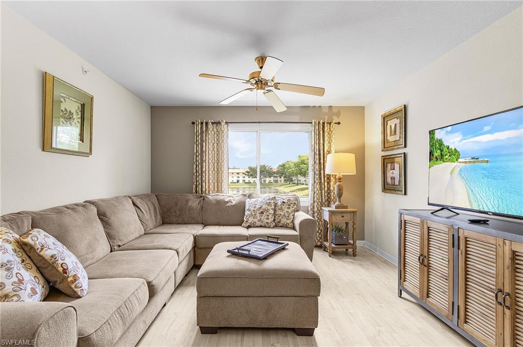 8274 Key Royal Cir 1022 Property Photo 12