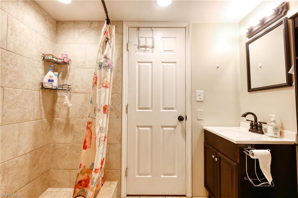 1724 Park Meadows Dr 2 Property Photo 16