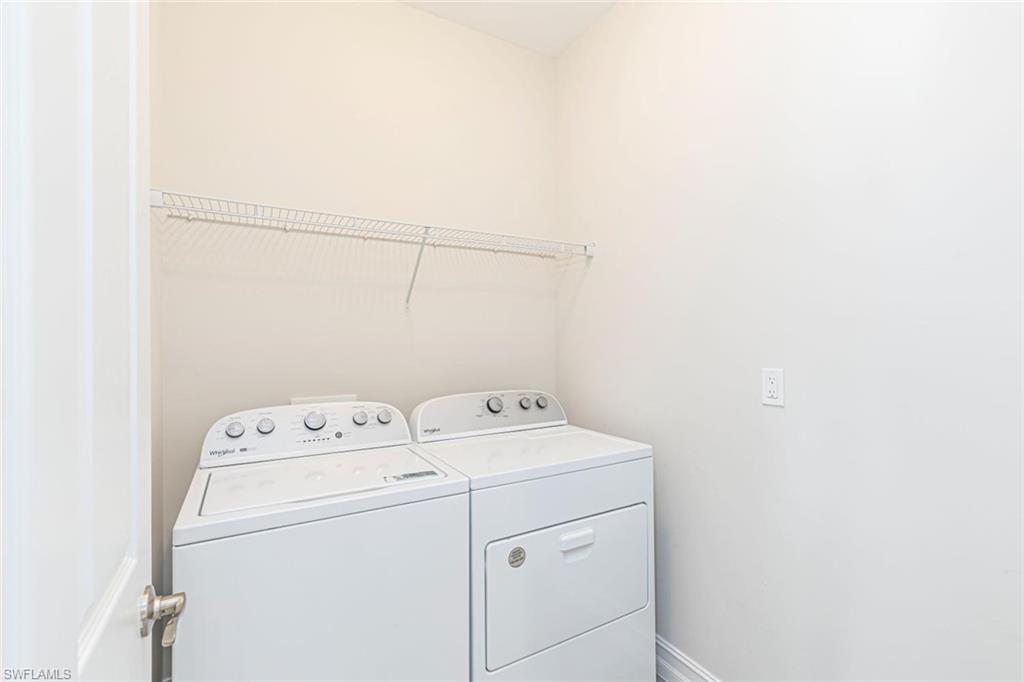 1050 Enbrook Loop Property Photo 11