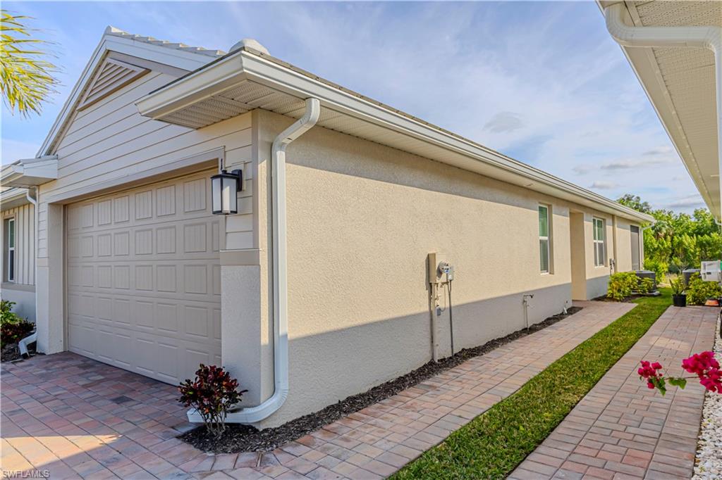 1050 Enbrook Loop Property Photo 15