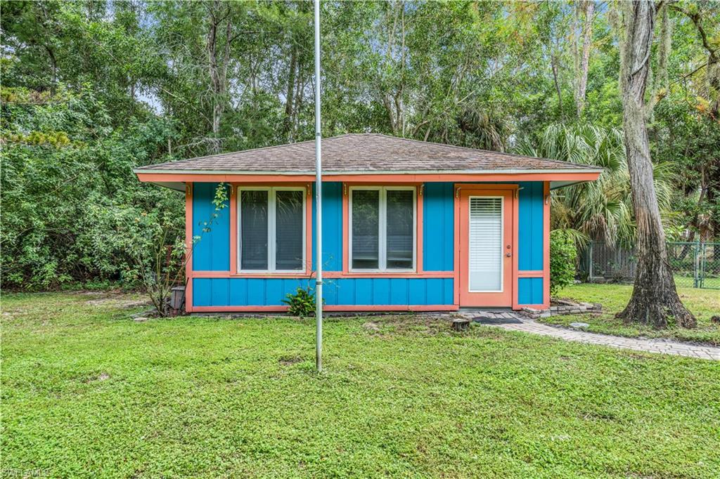 6061 Golden Oaks Ln Property Photo 25
