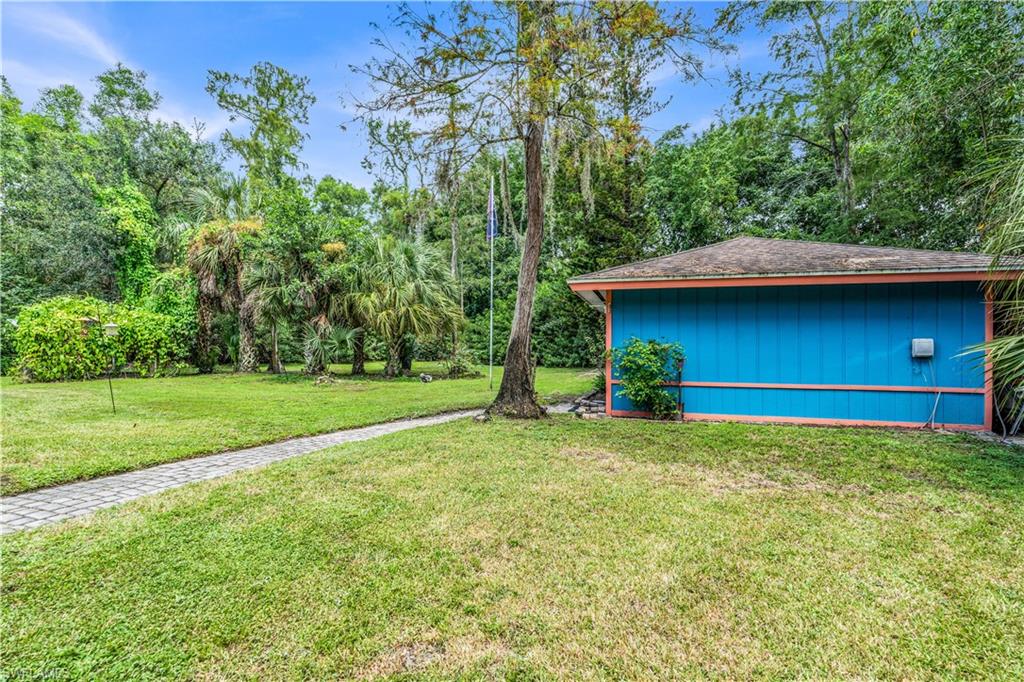 6061 Golden Oaks Ln Property Photo 28