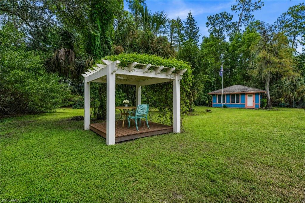 6061 Golden Oaks Ln Property Photo 31
