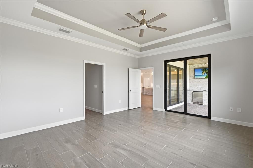 19502 Viewmont Way Property Photo 14