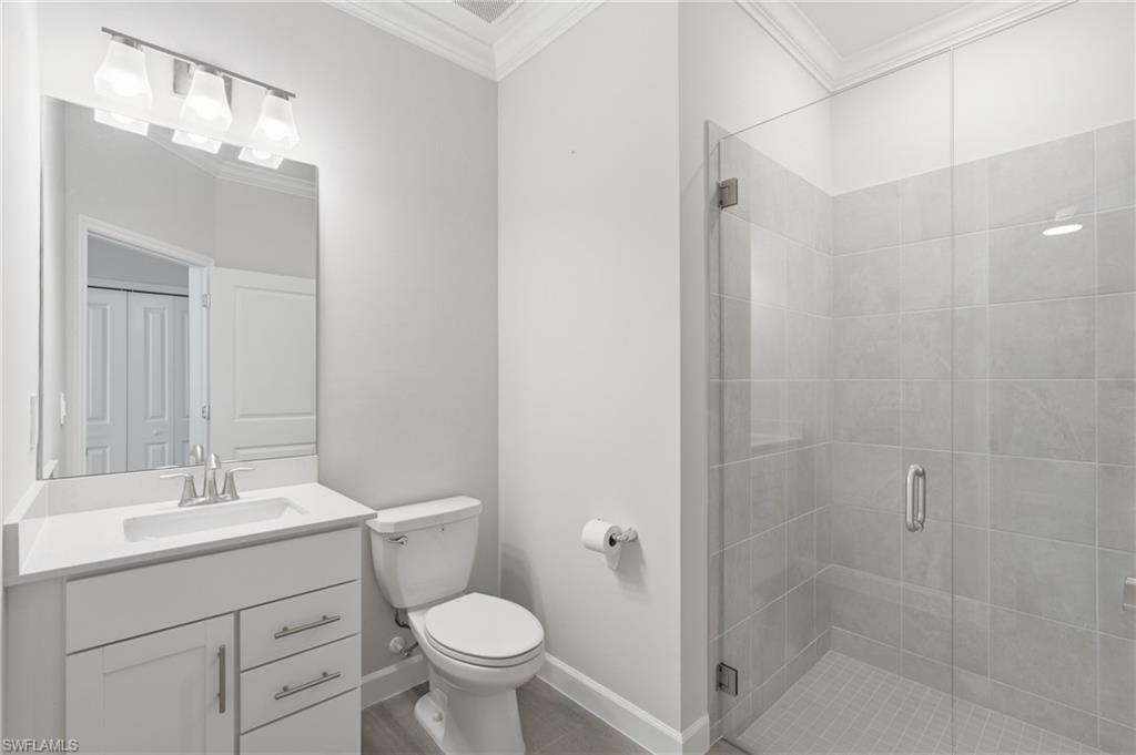 19502 Viewmont Way Property Photo 19