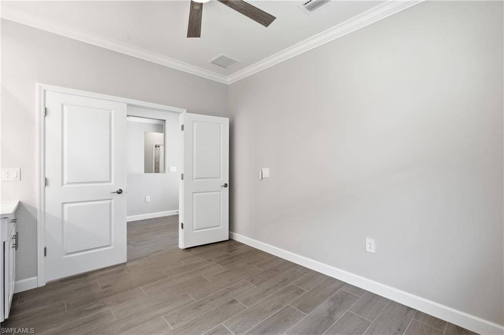 19502 Viewmont Way Property Photo 24