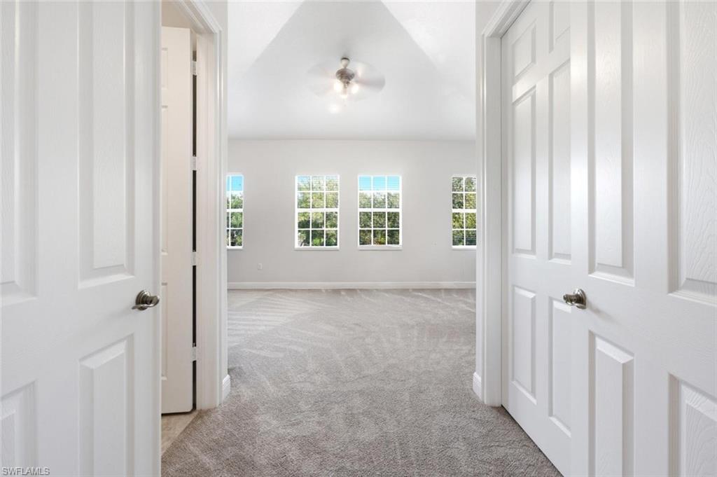 7877 Hawthorne Dr 104 Property Photo 5